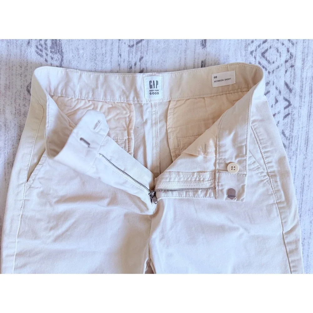 Gap Stone Beige‎ 10 Inch Bermuda Shorts Women's Size 00 Stretch Cotton